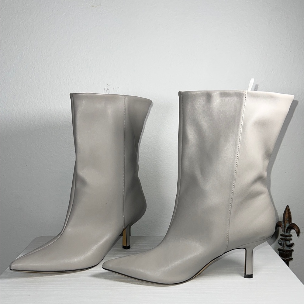 H&M Elegant Gray Women's Boots with kitten heel